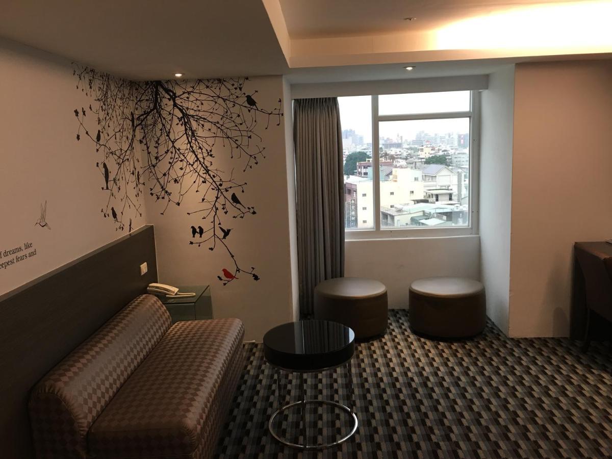 Chiayi Look Hotel Eksteriør billede